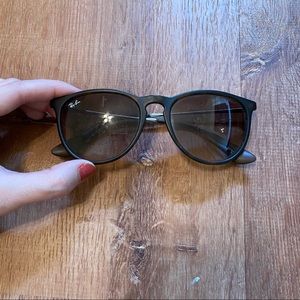 Ray-Ban Erika Classic Polarized Sunglasses
